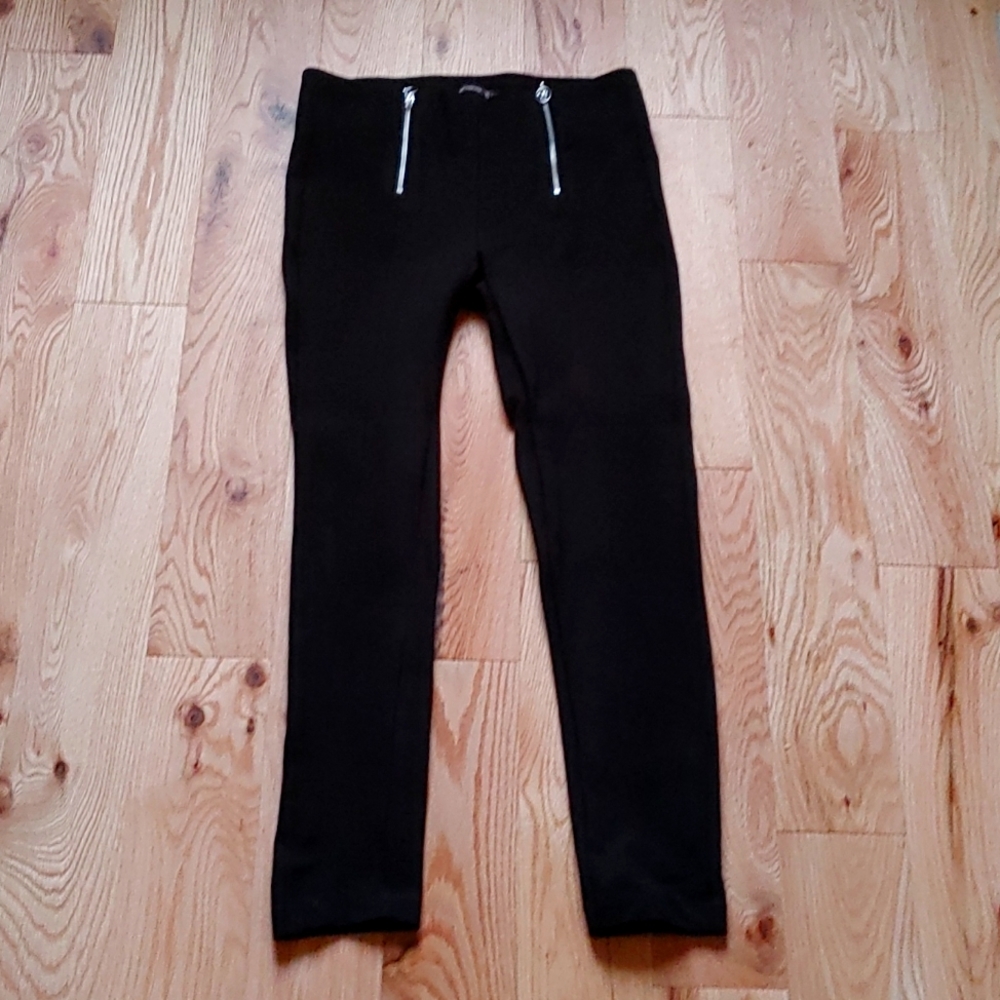 Zara. Trafaluc Collection. Women's Large duo-zippered Leggings. Black.